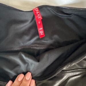 Spanx leggings! Hold u in beautifully.